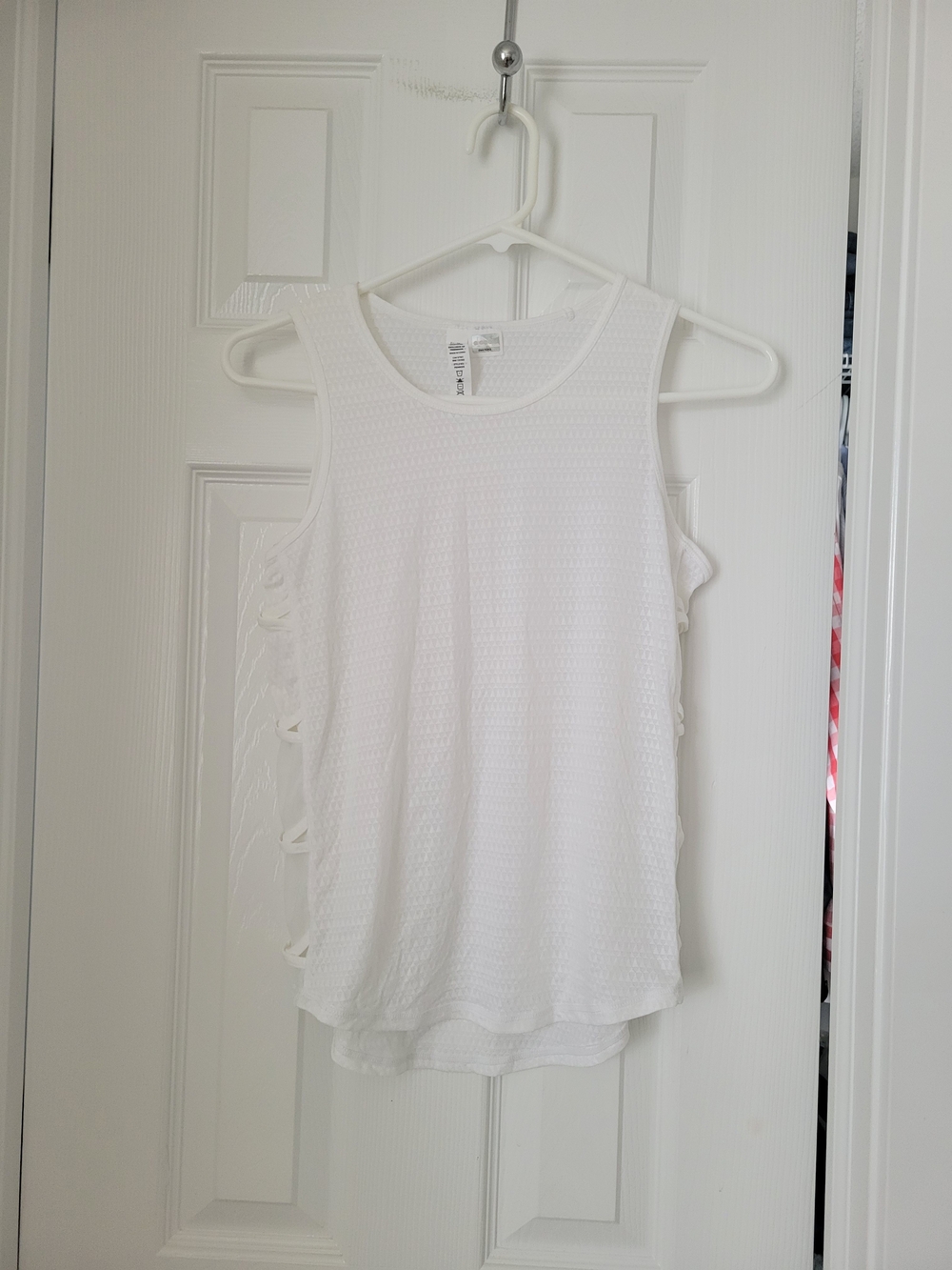 Diadora Women's White Sleeveless Tank with Side Tie Accents Size L